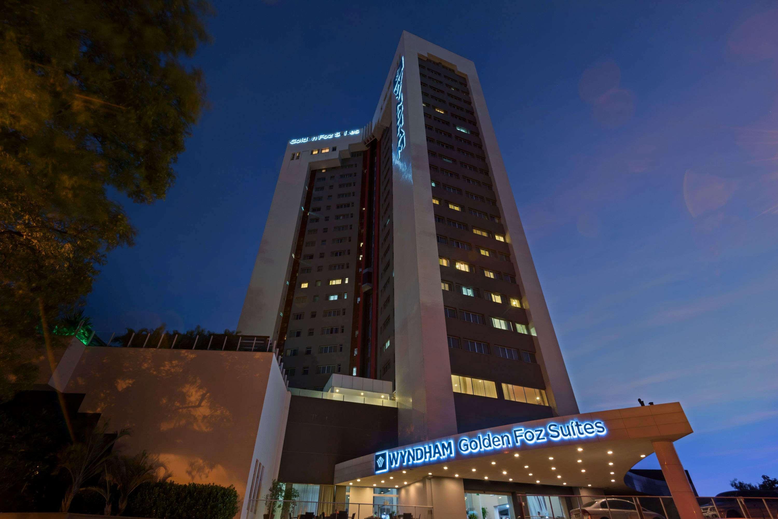 Wyndham Golden Foz Suites Foz do Iguacu Bagian luar foto