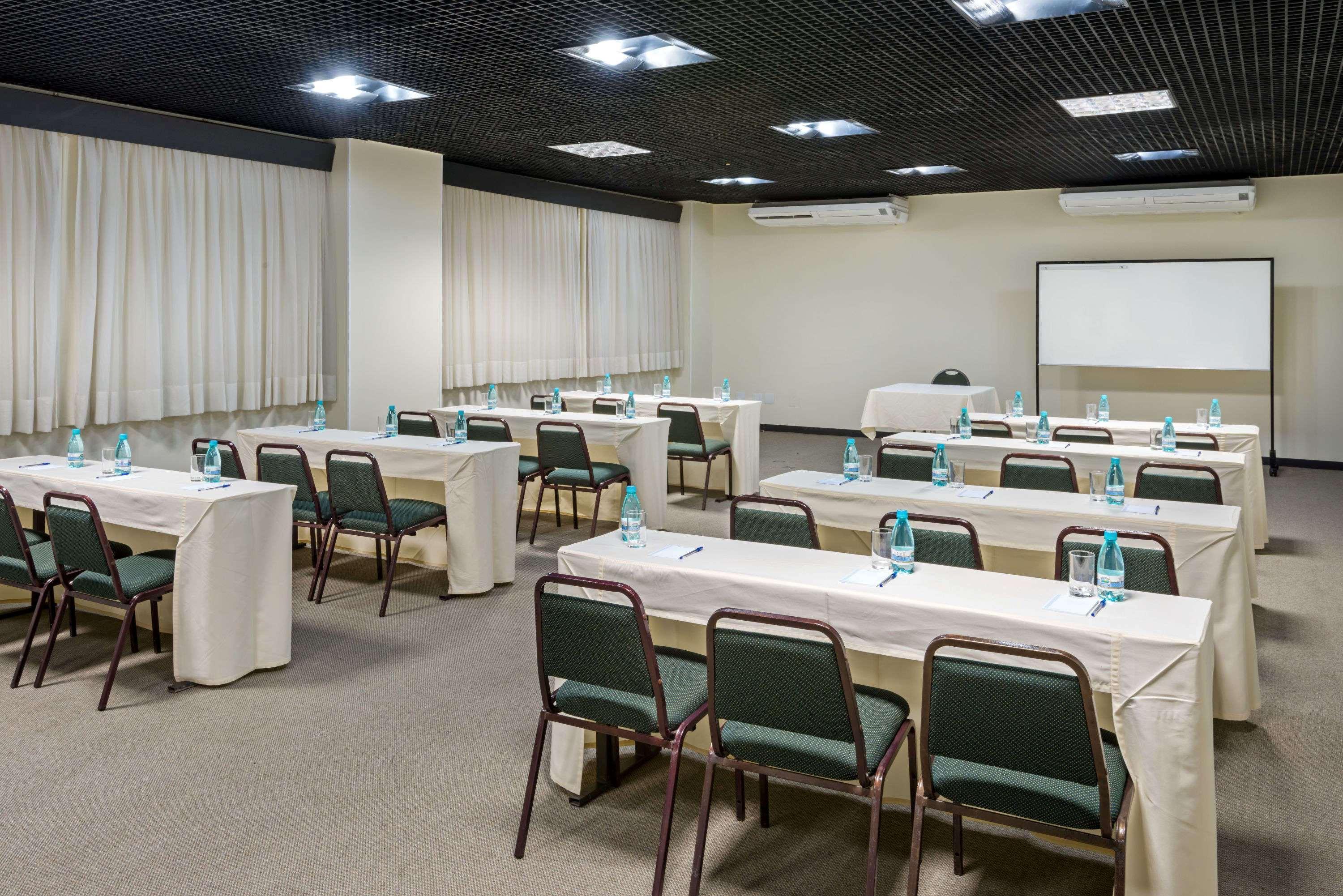 Wyndham Golden Foz Suites Foz do Iguacu Bagian luar foto