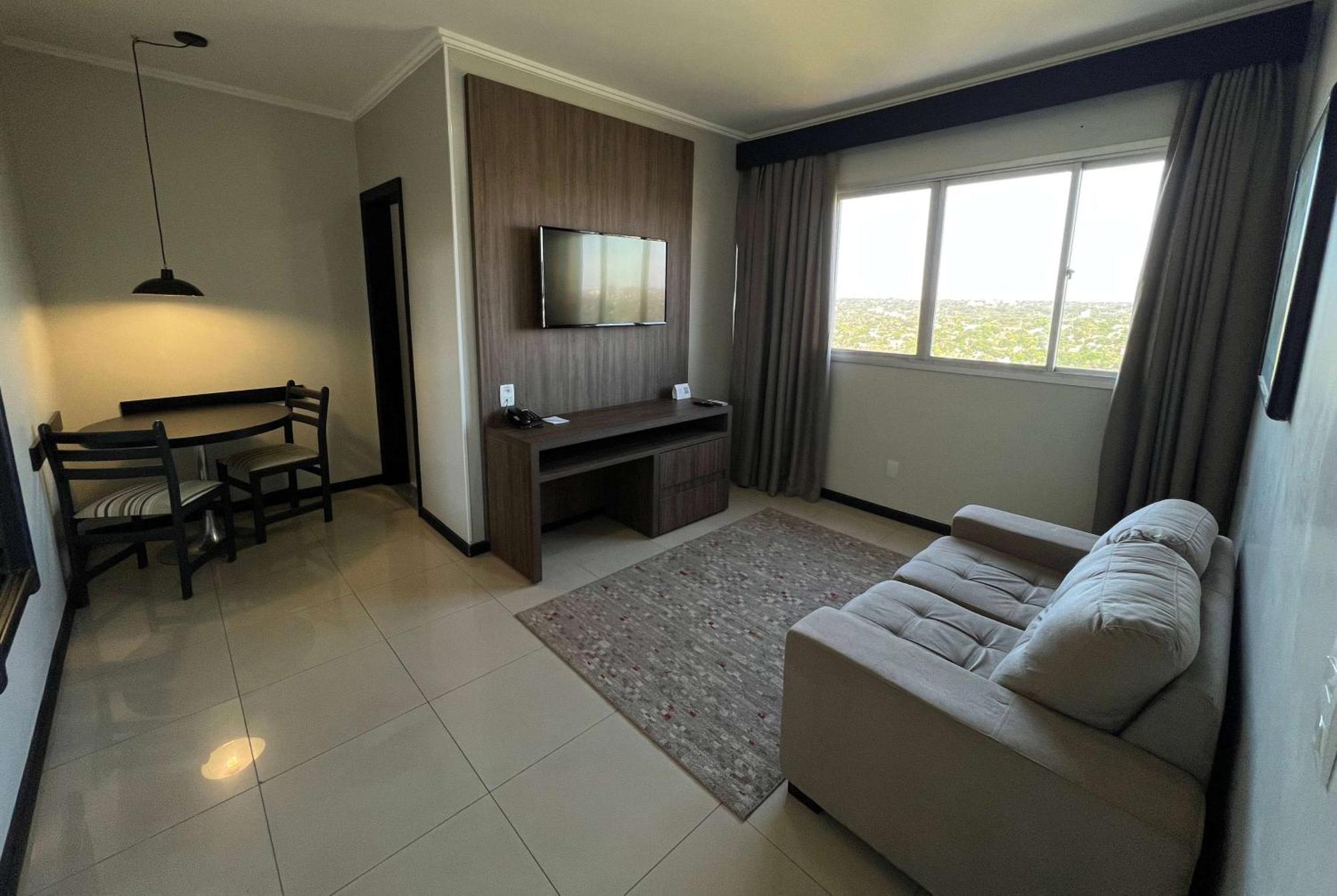 Wyndham Golden Foz Suites Foz do Iguacu Bagian luar foto