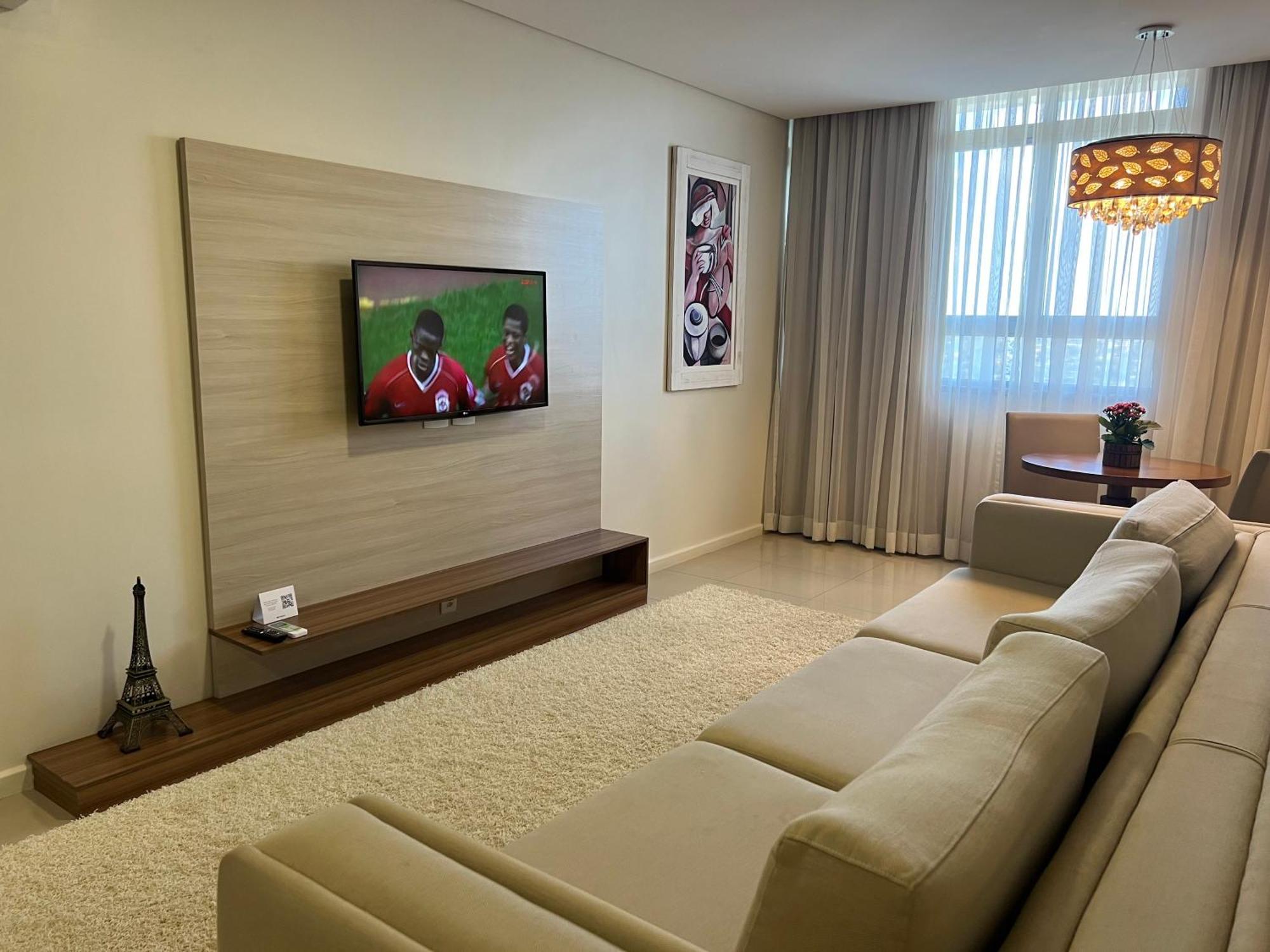 Wyndham Golden Foz Suites Foz do Iguacu Bagian luar foto