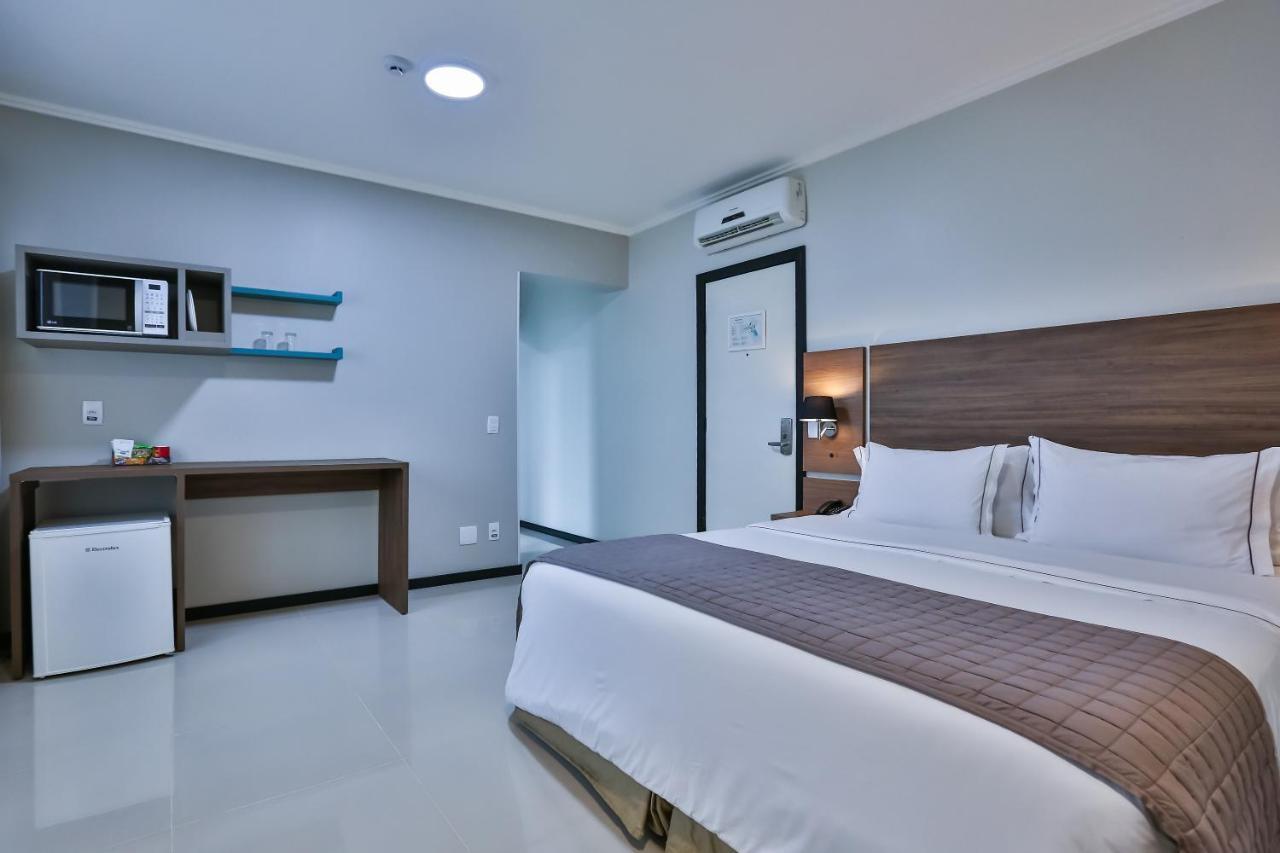 Wyndham Golden Foz Suites Foz do Iguacu Bagian luar foto